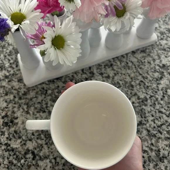 🩵Authentic Tiffany & Co Mug with White Ribbon Design🩵 - Picture 3 of 6